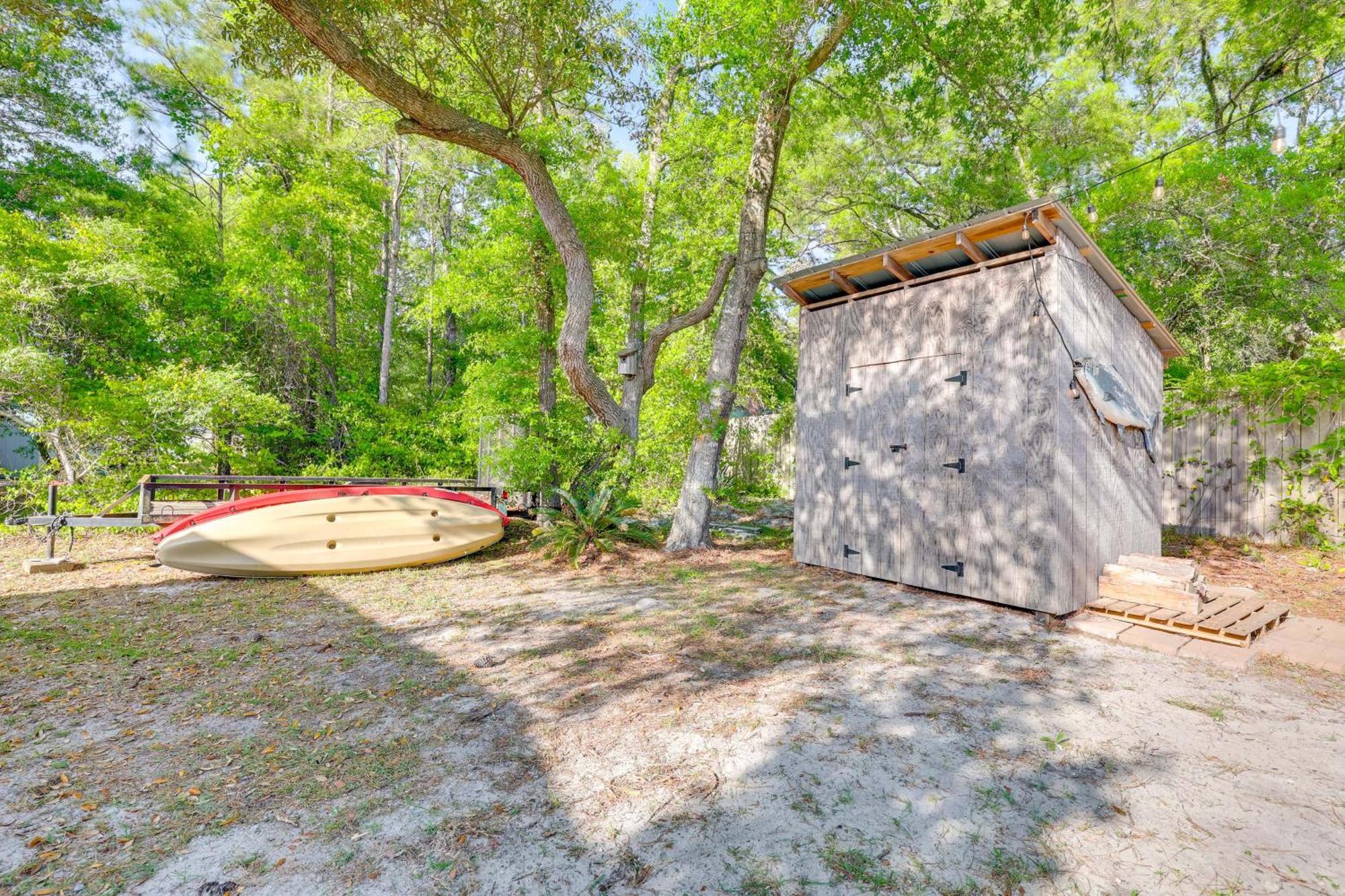 Modern Oak Island Escape 1 Mile To Long Beach! Exterior photo